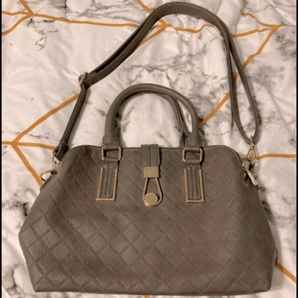 Purse - Picture 1 of 5
